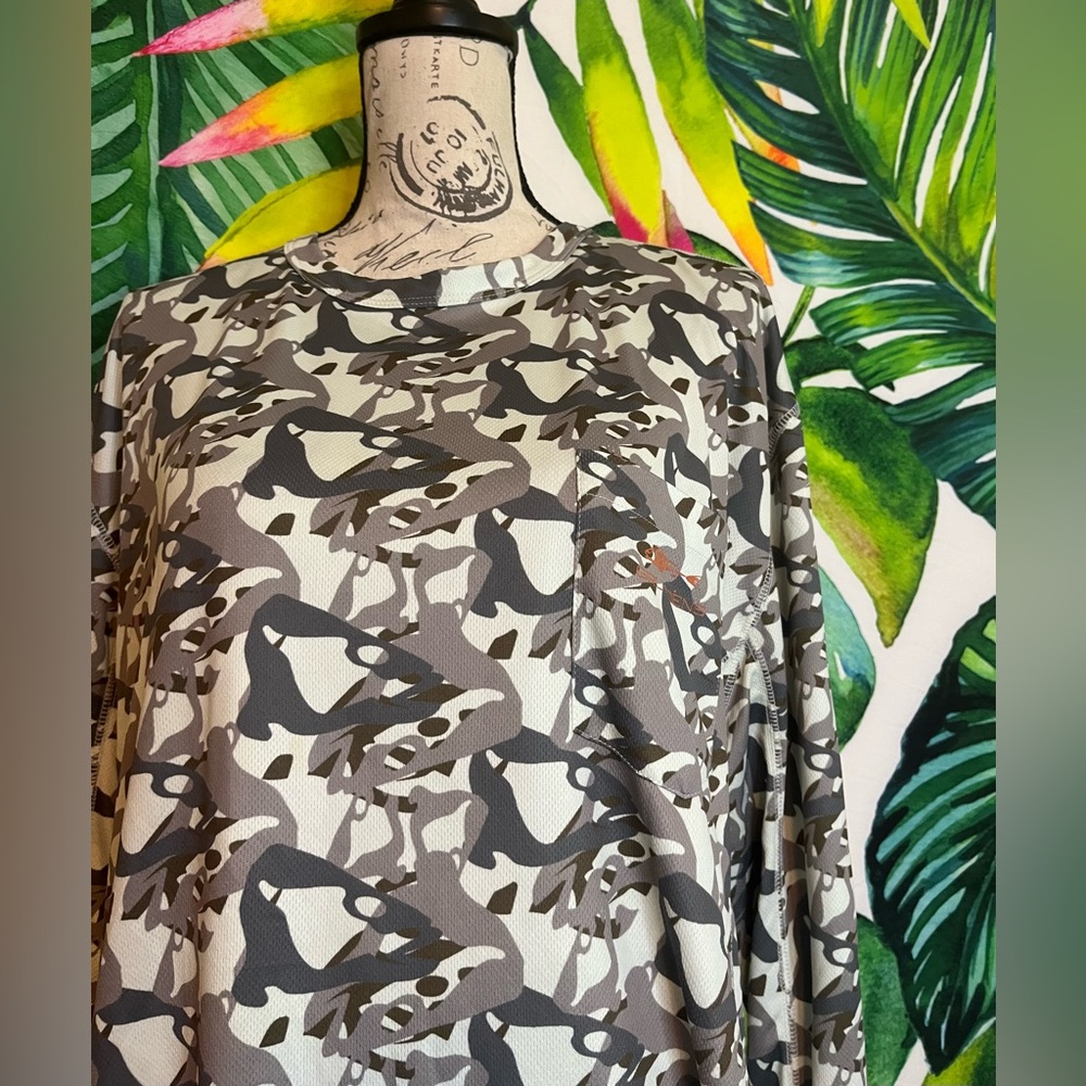 Grundens XL Abstract Camo Grey Pocket Mesh Fishing Camping Lightweight Shirt